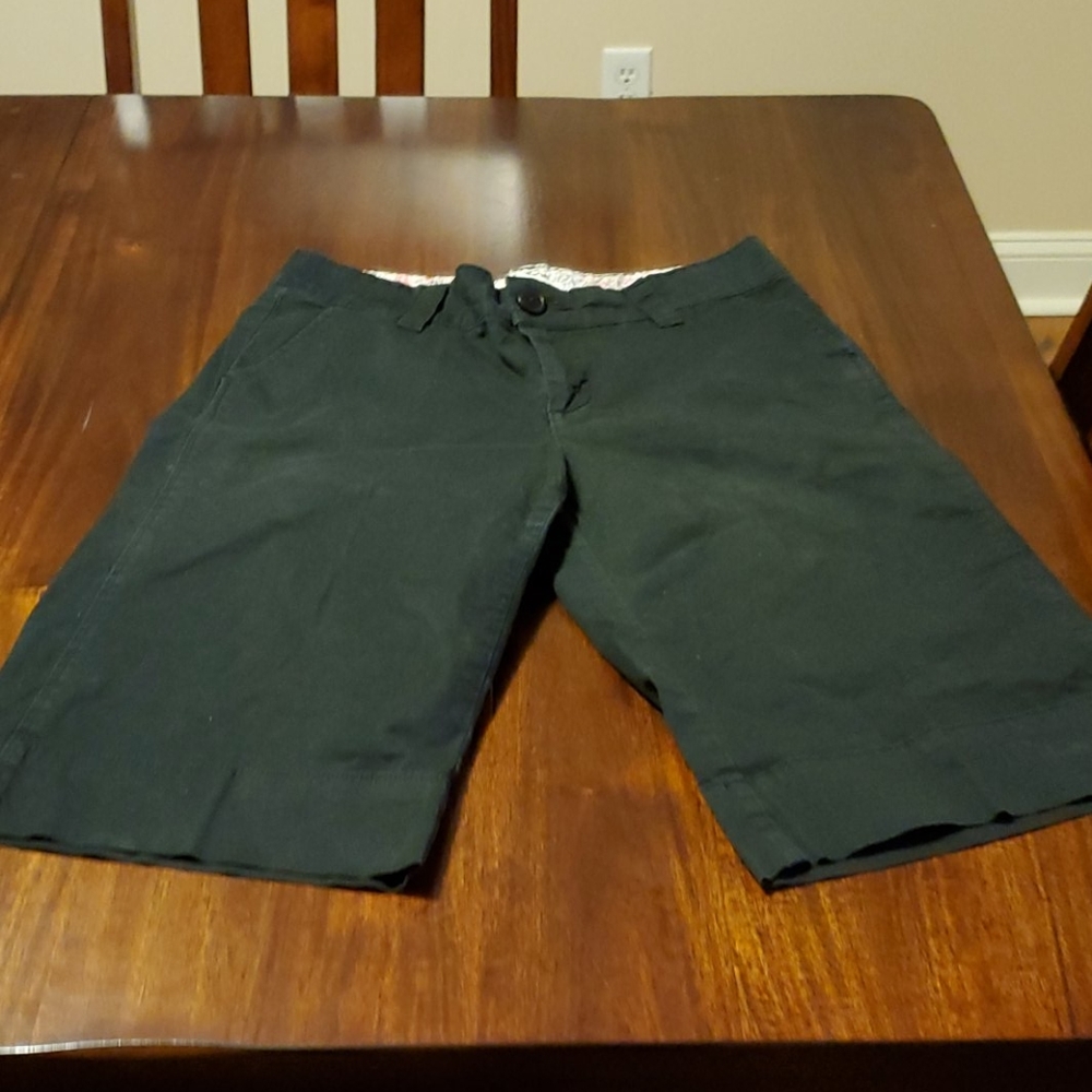 Black wide leg Bermuda shorts